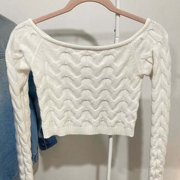 Garage Sweater - Picture 3 of 4